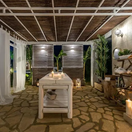 Shangri-la Villa Sarakinádhon