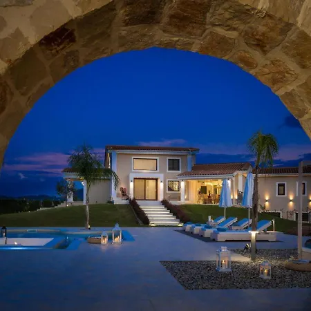Shangri-la Villa *